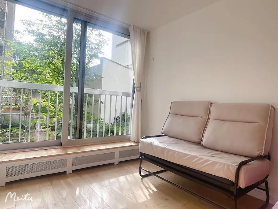 Appartement Moderne Paris 15 contacts